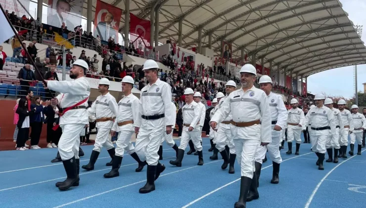 Zonguldak’ta Cumhuriyet Bayramı Kutlaması